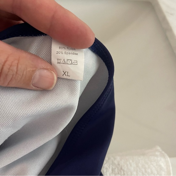 NWOT WOMEN’S 2 piece dark blue bikini SZ XL - Picture 3 of 4